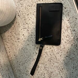 Portland leather Adrianna pouch, black